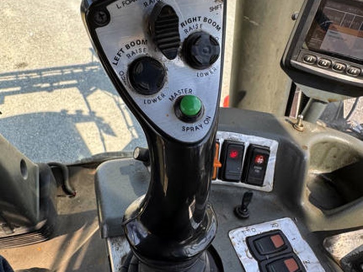 2011-hagie-sts10-image-48