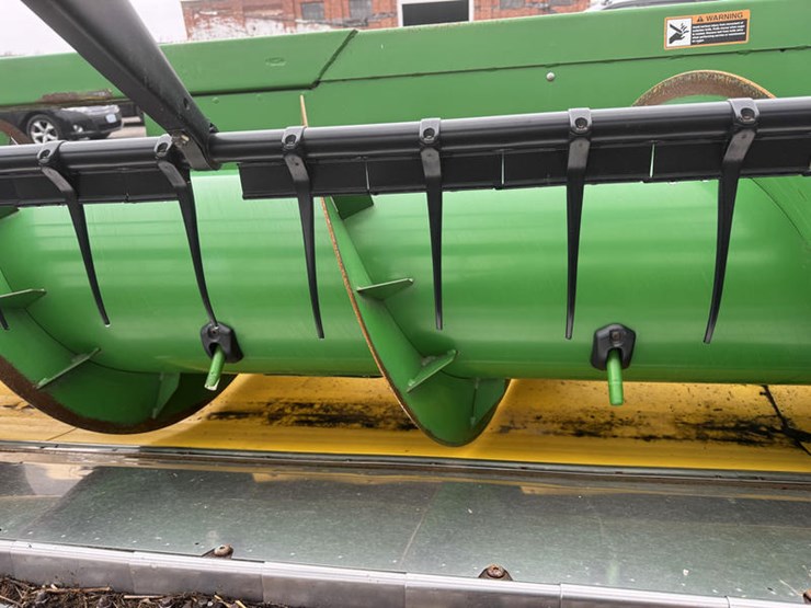 2004-john-deere-630f-image-17