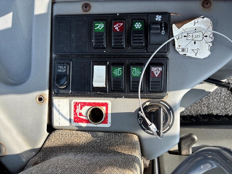 2005-ingersoll-rand-wl350-image-62