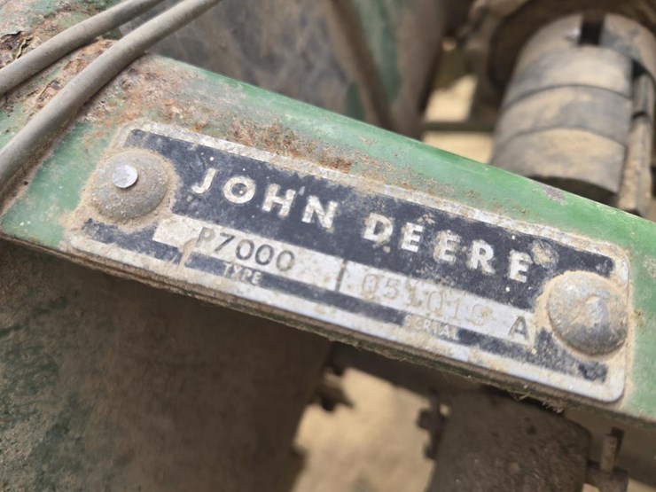john-deere-7000-image-6