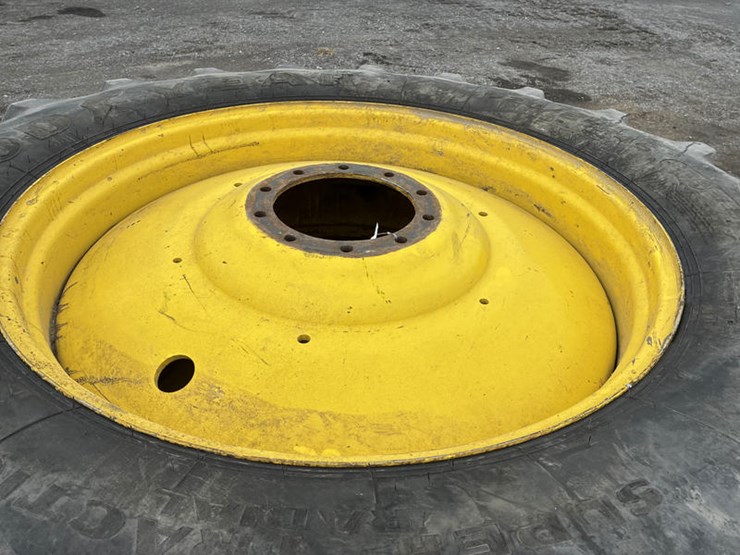 john-deere-10-image-21