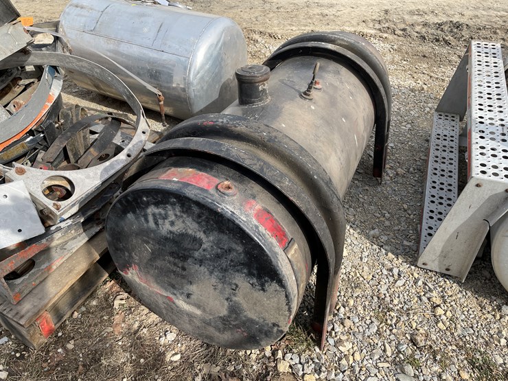 #4268-•-aluminum-fuel-tank-image-2