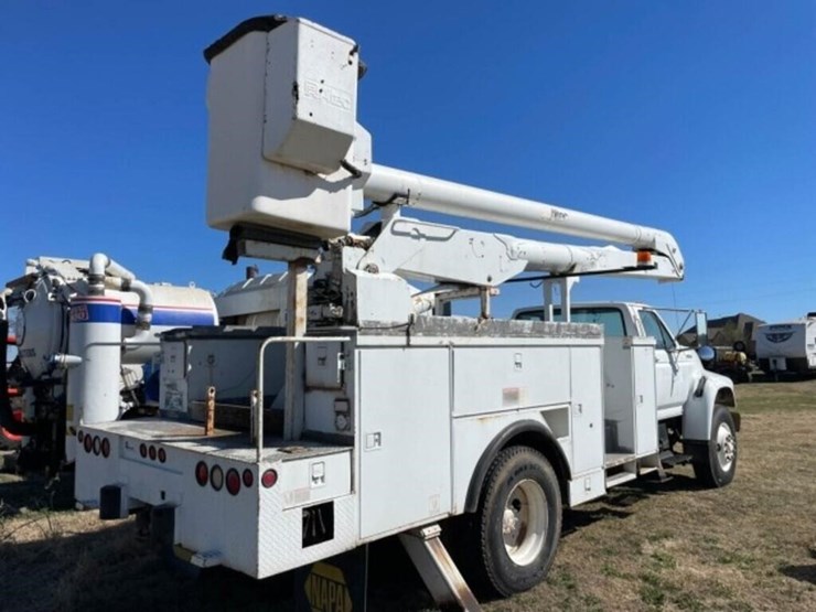 1996-ford-800-image-10