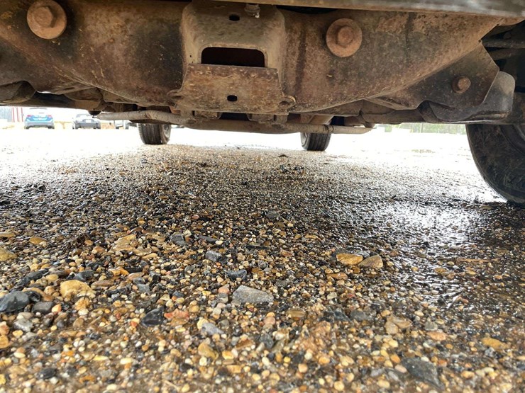 2002-chevrolet-silverado-1500-image-25