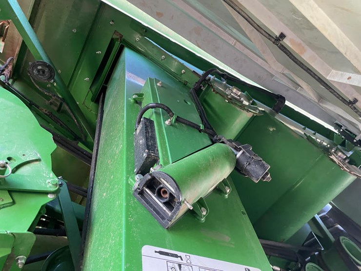 2018-john-deere-s780-image-22