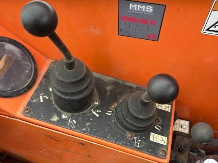 2015-sky-trak-10054-image-17