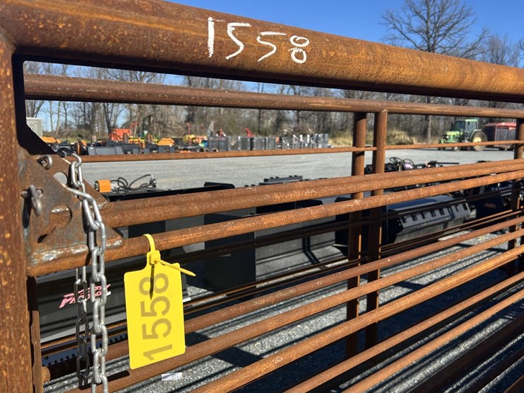 24'-freestanding-gates-(qty-3)-1558-image-3