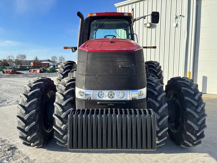 2011-case-ih-magnum-315-image-13