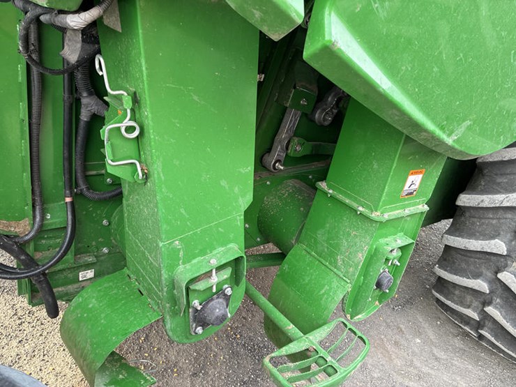 2023-john-deere-s780-image-39