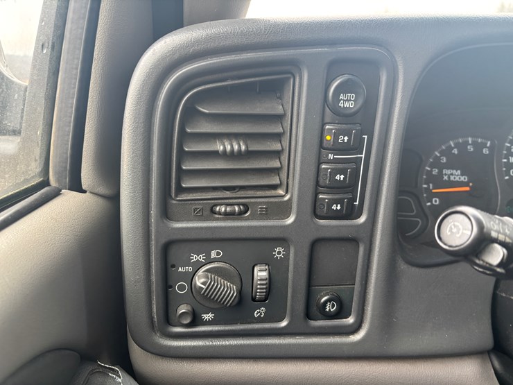 2003-gmc-yukon-image-51