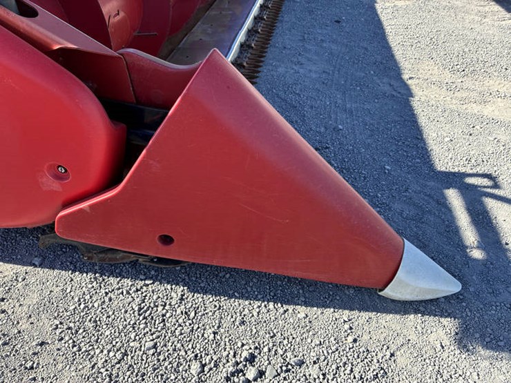 2011-case-ih-3020-image-8