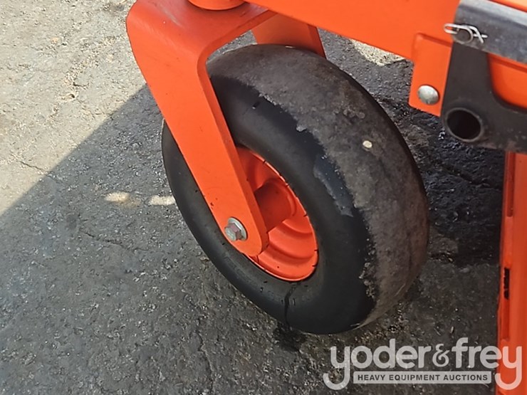 2016-kubota-z125skh-image-12