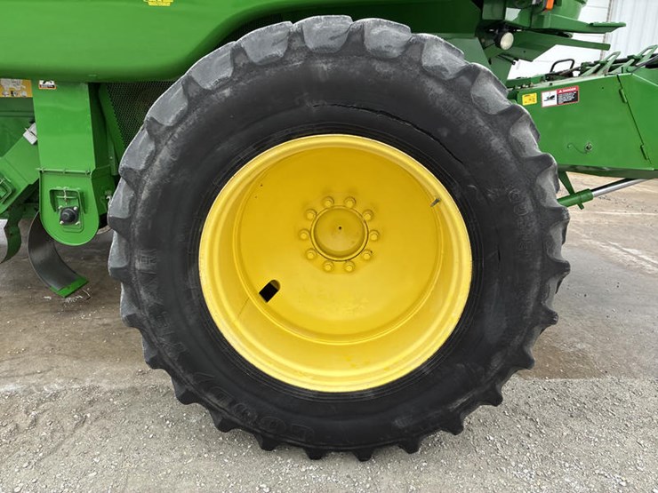 2004-john-deere-9660-sts-image-32