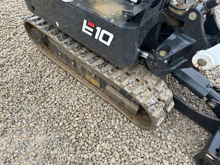 2023-bobcat-e10-image-11