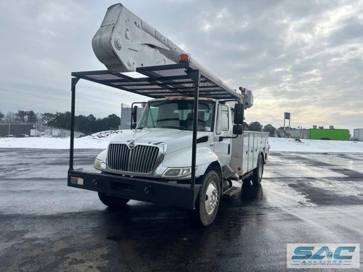 2012-international-durastar-4300-image-7