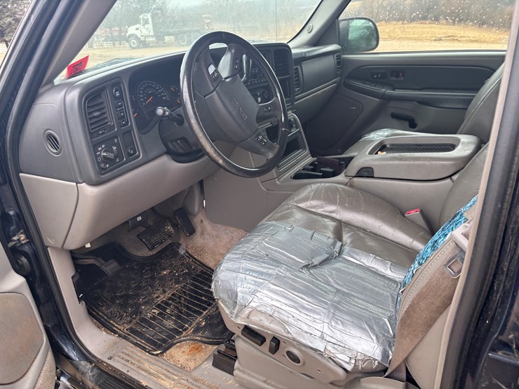 2003-gmc-yukon-image-44