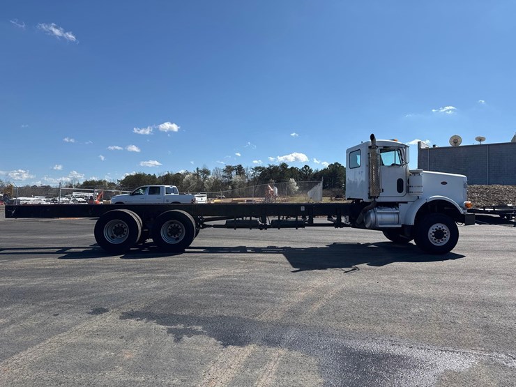 1999-peterbilt-357-image-4