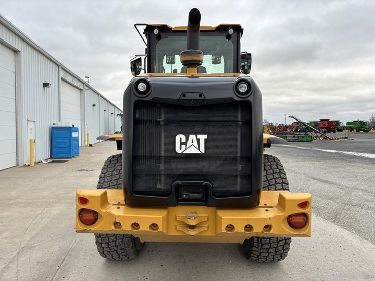 2021-caterpillar-926m-image-7