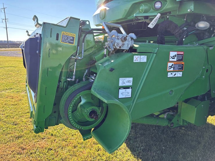 2017-john-deere-s680-image-13