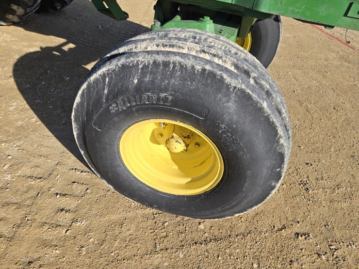 john-deere-4640-image-4