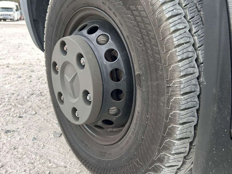 2021-mercedes-benz-sprinter-4500-image-50