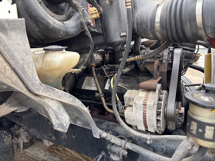 2004-ford-f650-image-26