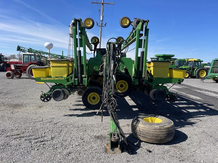 2004-john-deere-db90-image-10