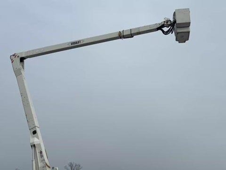 2016-international-durastar-4400-image-69