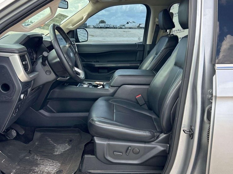 2022-ford-expedition-image-11