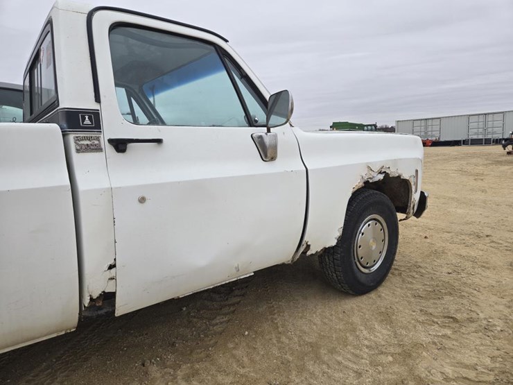 1977-chevrolet-c20-image-18