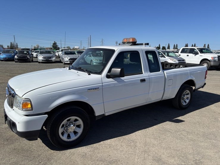 2010-ford-ranger-image-1