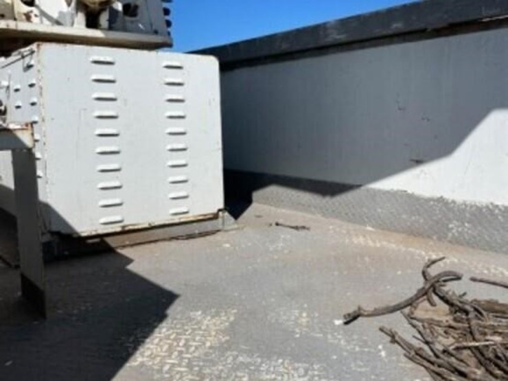 1996-ford-800-image-7