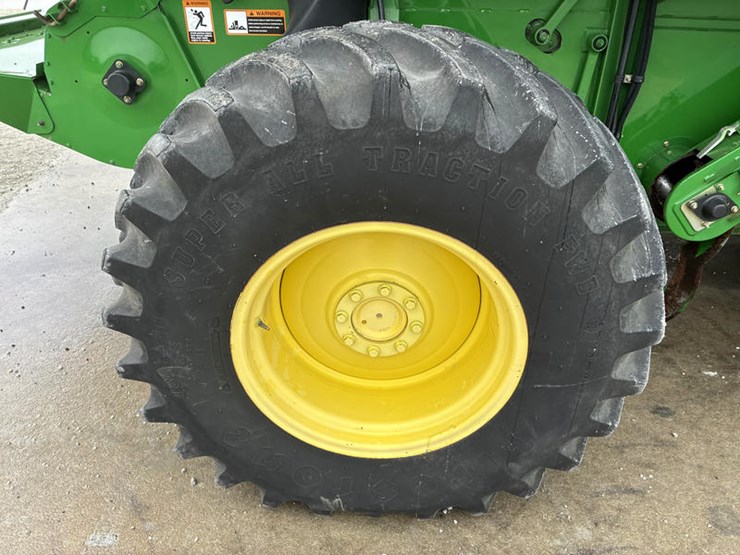 2004-john-deere-9660-sts-image-46