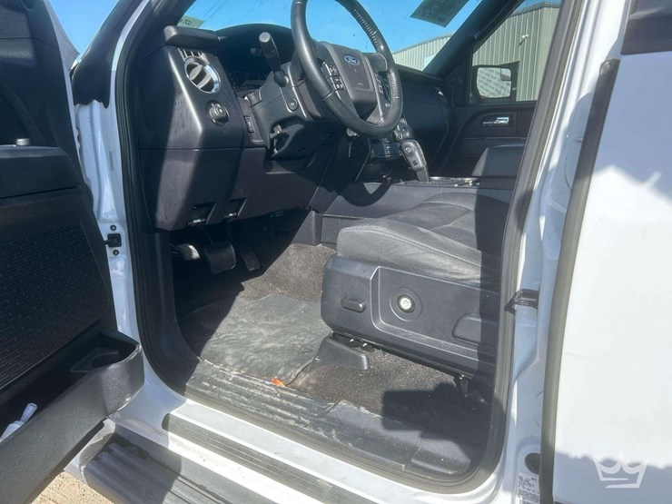 2017-ford-expedition-image-11