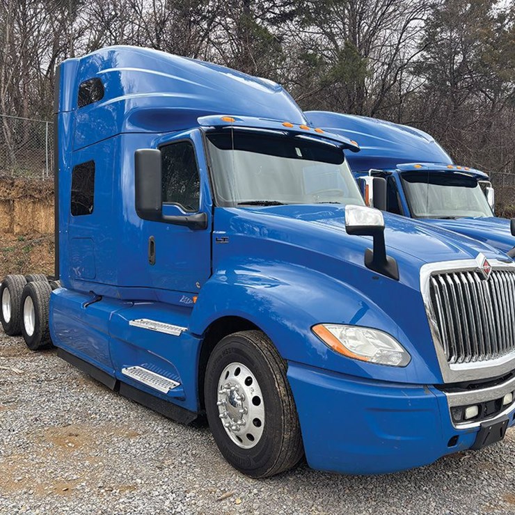 2019 INTERNATIONAL LT