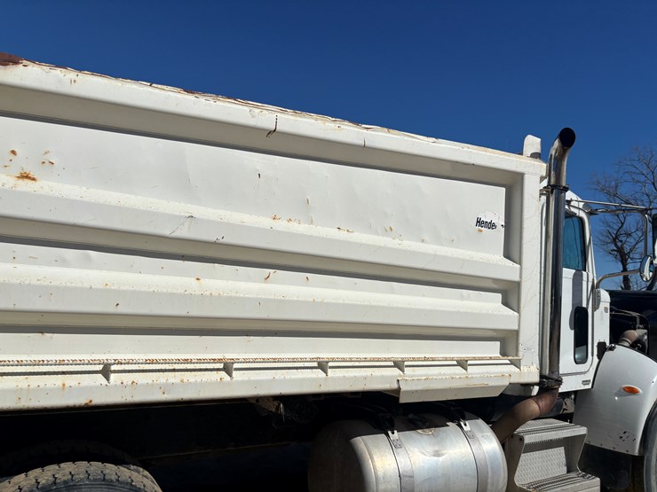 2009-peterbilt-340-image-51