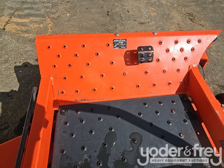 2016-kubota-z125skh-image-27