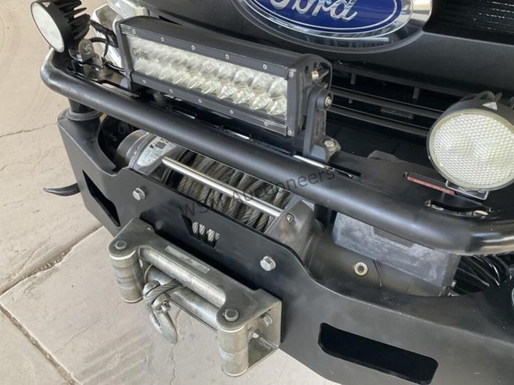 2019-ford-f550-image-11