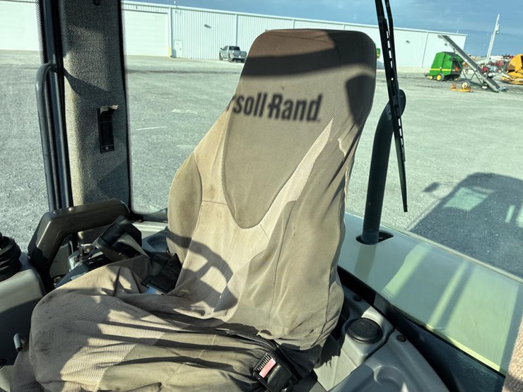 2005-ingersoll-rand-wl350-image-51