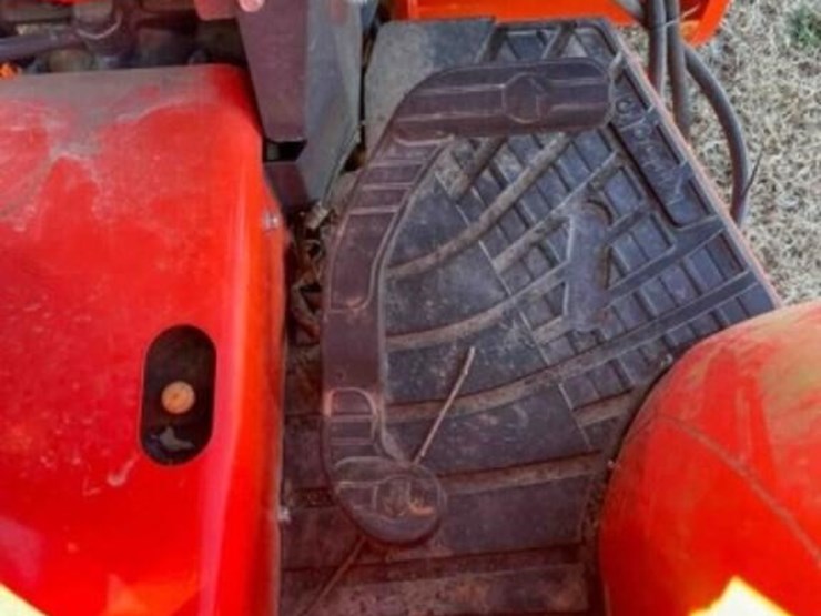 2022-kubota-l3302-image-8