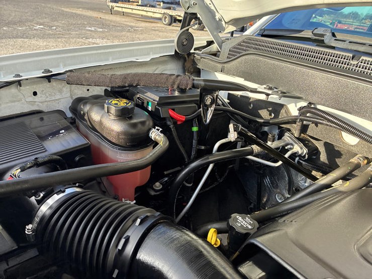 2019-chevrolet-2500-image-46