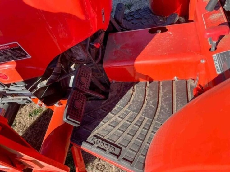 2022-kubota-l3302-image-13