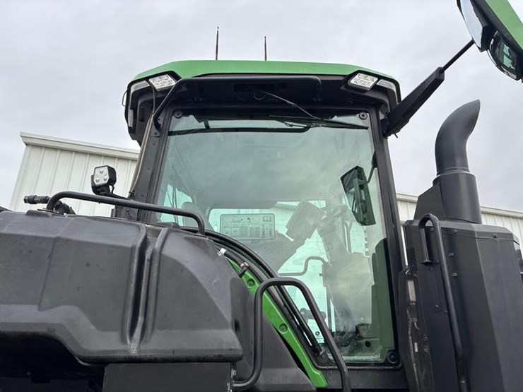 2021-john-deere-8rx-410-image-18