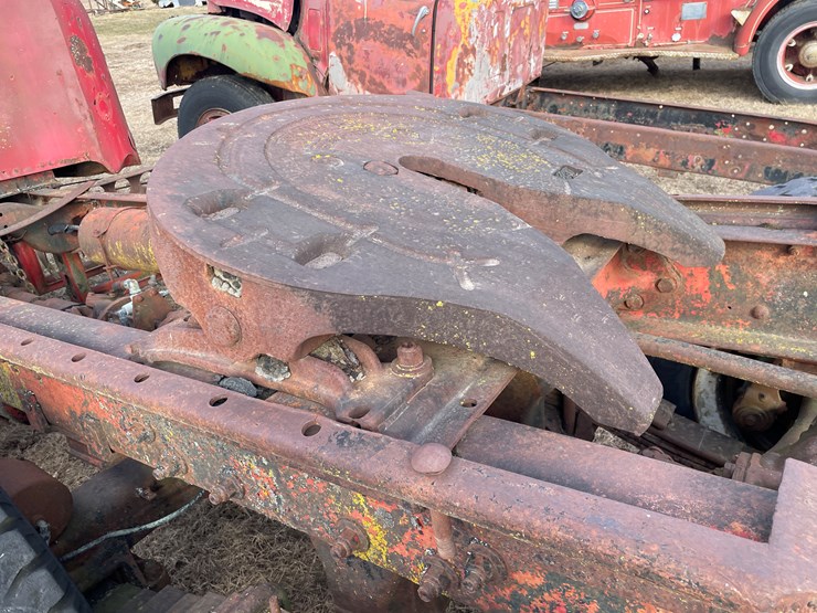 #4209-•-mack-truck-frame-image-9