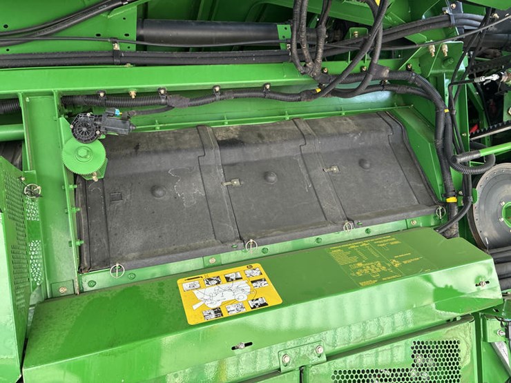 2009-john-deere-9570-sts-image-69