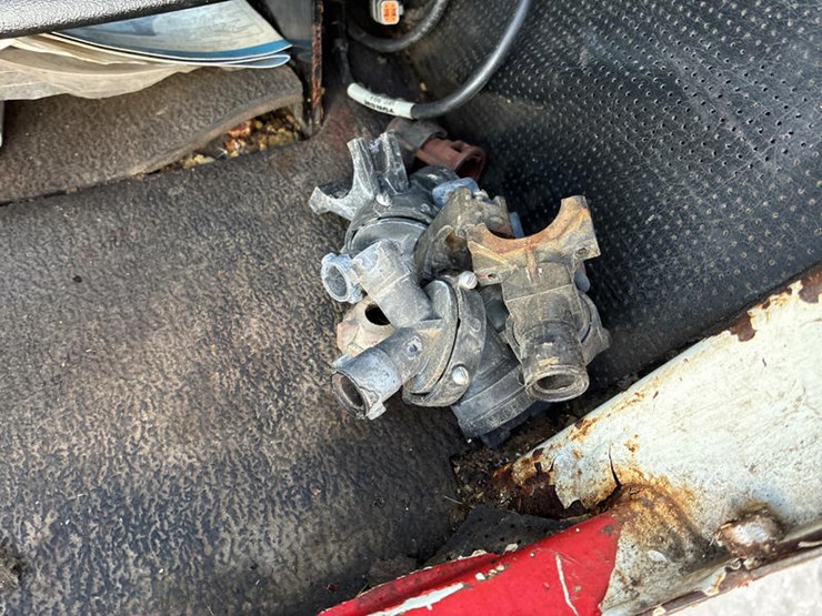 2010-willmar-745-image-58