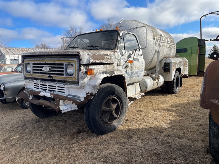 1970-chevrolet-c70-image-1