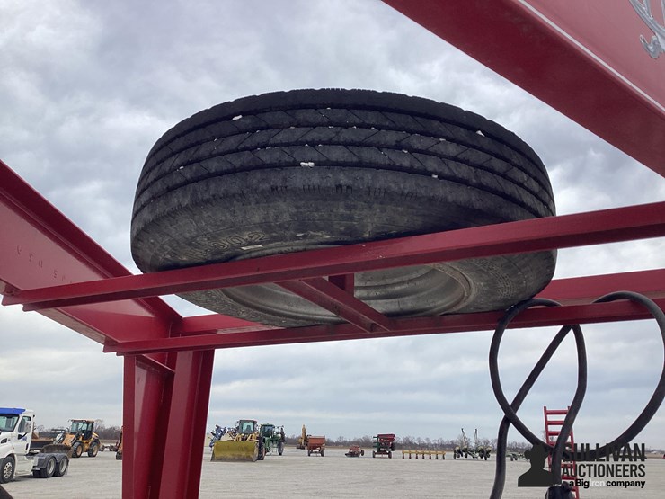 2013-titan-trailer-image-14