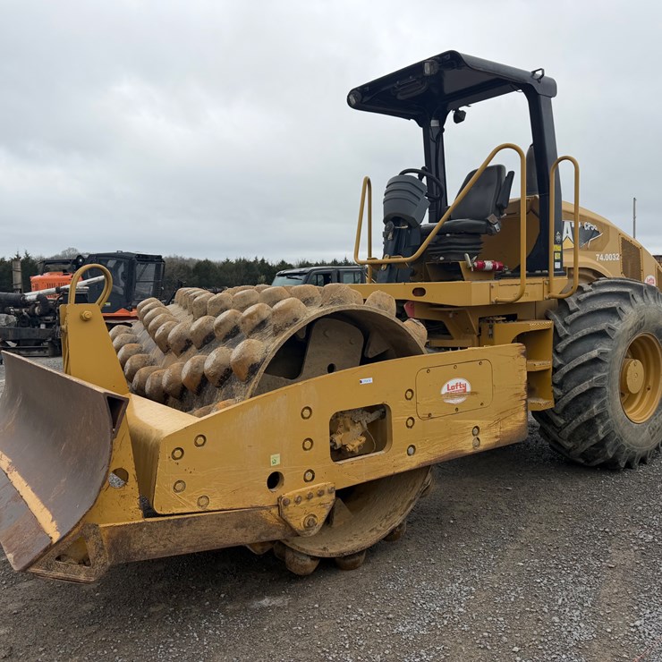 CATERPILLAR CP56