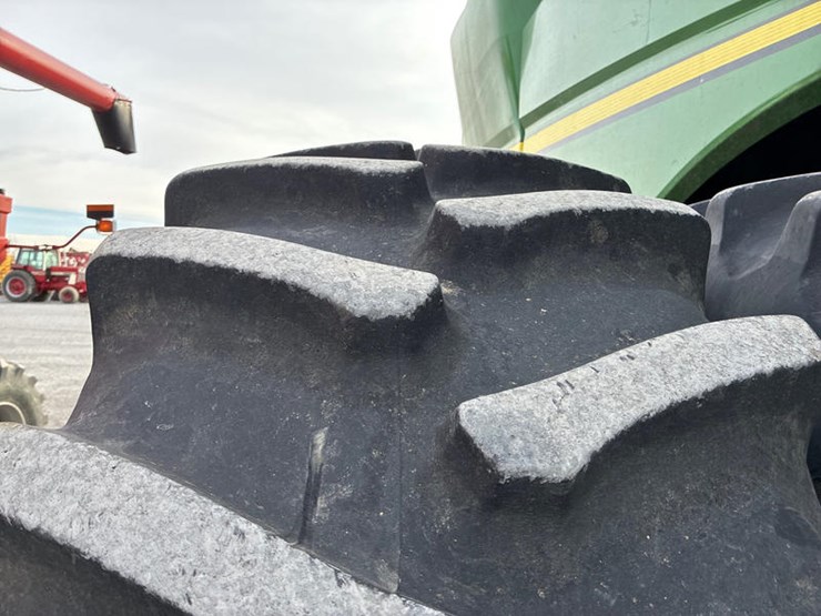 2023-john-deere-s780-image-11